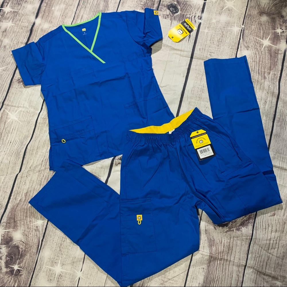 NWT SMALL WINK ROYAL BLUE SCRUB SET